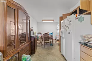 536 18th St, Myrtle Point, OR 97458 - Photo 9