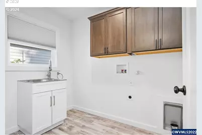 1117 6th St, Salem, OR 97304 - Photo 33