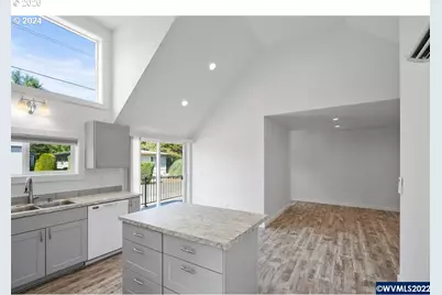 1117 6th St, Salem, OR 97304 - Photo 15