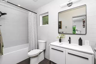 5210 SW Hewett Blvd, Portland, OR 97221 - Photo 33