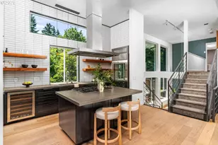 5210 SW Hewett Blvd, Portland, OR 97221 - Photo 9