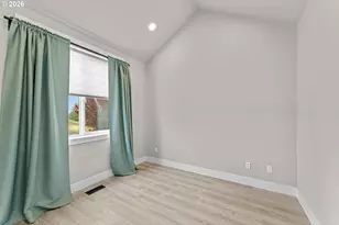 3829 SW 31st St, Gresham, OR 97080 - Photo 15