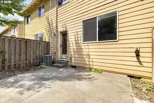 10012 SE Old Town Ct, Happy Valley, OR 97086 - Photo 21