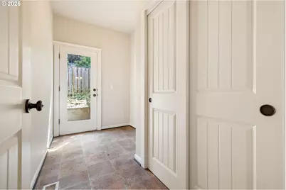 10012 SE Old Town Ct, Happy Valley, OR 97086 - Photo 11