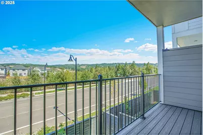 16473 NW Liberty St, Portland, OR 97229 - Photo 11