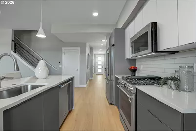 16473 NW Liberty St, Portland, OR 97229 - Photo 5