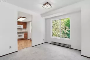 10970 SW Meadowbrook Dr, Portland, OR 97224 - Photo 9