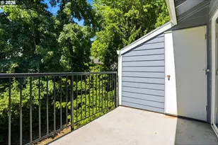 10970 SW Meadowbrook Dr, Portland, OR 97224 - Photo 23