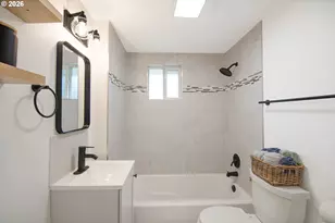 5210 SE 118th Ave, Portland, OR 97266 - Photo 5