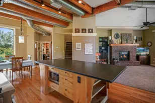 2015 Landaggard Dr, Salem, OR 97304 - Photo 9