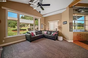 2015 Landaggard Dr, Salem, OR 97304 - Photo 15