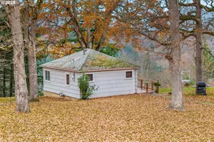 710 Highline Dr, Hood River, OR 97031 - Photo 7