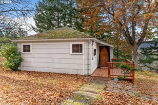 710 Highline Dr, Hood River, OR 97031 - Photo 9