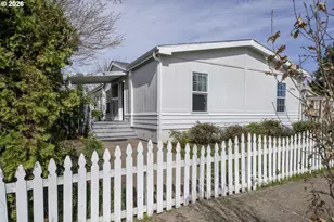 538 Lochaven Ave, Springfield, OR 97477 - Photo 5