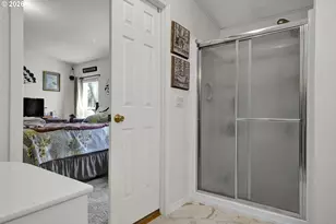 538 Lochaven Ave, Springfield, OR 97477 - Photo 23