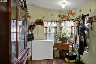 538 Lochaven Ave, Springfield, OR 97477 - Photo 17