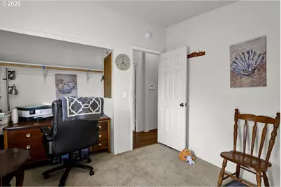 538 Lochaven Ave, Springfield, OR 97477 - Photo 23