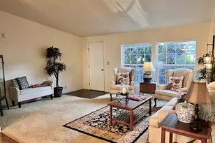 538 Lochaven Ave, Springfield, OR 97477 - Photo 9