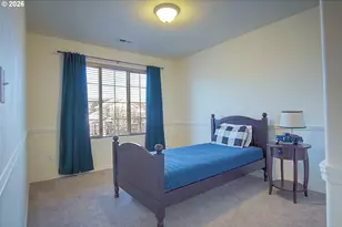 2727 N Crater Ln, Newberg, OR 97132 - Photo 17
