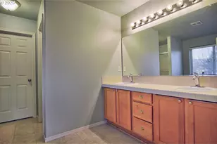 2727 N Crater Ln, Newberg, OR 97132 - Photo 27