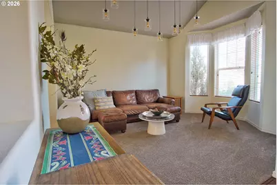 2727 N Crater Ln, Newberg, OR 97132 - Photo 3
