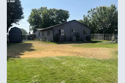 131 SE 3rd Ave, Milton-Freewater, OR 97862 - Photo 23