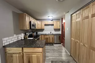 131 SE 3rd Ave, Milton-Freewater, OR 97862 - Photo 9
