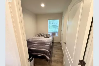 1003 Arburnia St, Myrtle Creek, OR 97457 - Photo 11