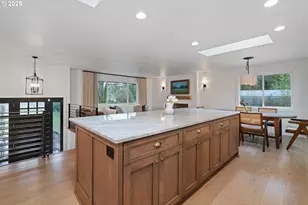 31616 SW Isle Way Ln, West Linn, OR 97068 - Photo 9