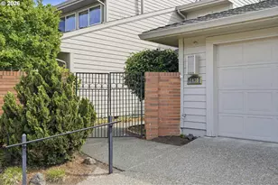7430 SW Greens View Ct, Wilsonville, OR 97070 - Photo 5