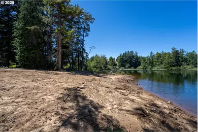 70298 Highway 101, North Bend, OR 97459 - Photo 27