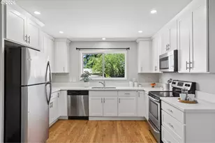 14150 NE Eugene Ct, Portland, OR 97230 - Photo 13
