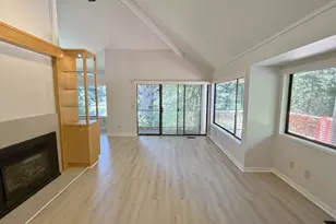 600 Island Dr, Gleneden Beach, OR 97388 - Photo 3