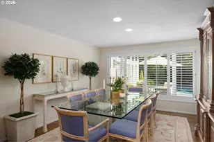 11330 SW Lynnvale Dr, Portland, OR 97225 - Photo 7