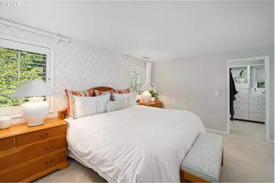 11330 SW Lynnvale Dr, Portland, OR 97225 - Photo 37