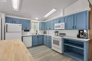 700 NE 183rd Ave, Portland, OR 97230 - Photo 11