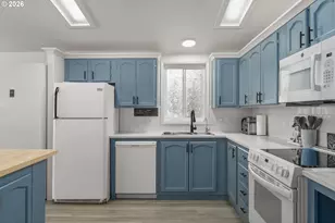 700 NE 183rd Ave, Portland, OR 97230 - Photo 13