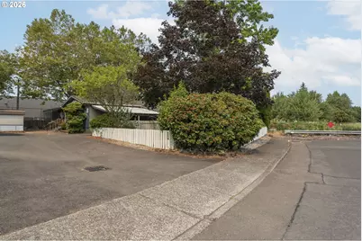 700 NE 183rd Ave #12, Portland, OR 97230 - Photo 43