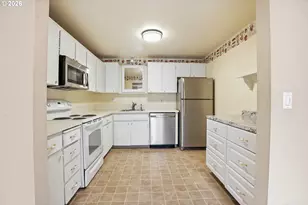 2941 NE 13th St, Gresham, OR 97030 - Photo 15