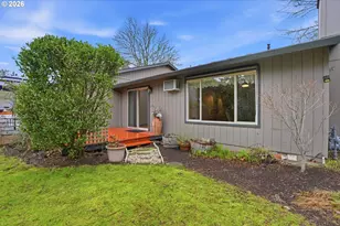 2941 NE 13th St, Gresham, OR 97030 - Photo 5