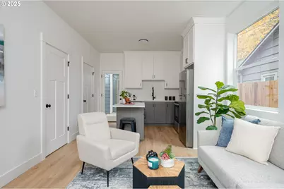 12096 SE Market St, Portland, OR 97216 - Photo 3