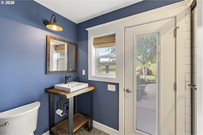 2043 NE Chehalem Dr, Newberg, OR 97132 - Photo 23