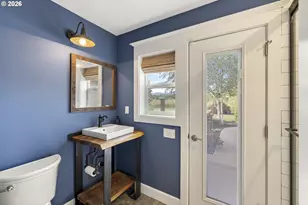 2043 NE Chehalem Dr, Newberg, OR 97132 - Photo 23