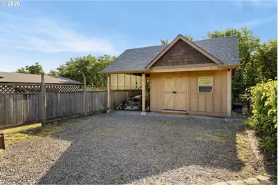 2043 NE Chehalem Dr, Newberg, OR 97132 - Photo 41