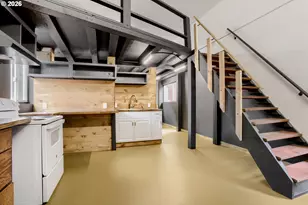 8738 NE Humboldt St, Portland, OR 97220 - Photo 23