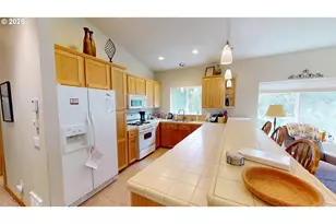 29049 Vizcaino Ct, Gold Beach, OR 97444 - Photo 19