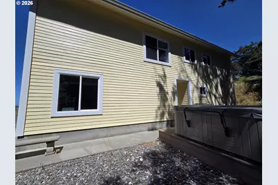 29049 Vizcaino Ct, Gold Beach, OR 97444 - Photo 3