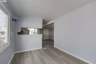 316 SW Baseline St, Hillsboro, OR 97123 - Photo 5