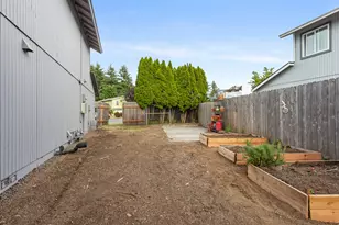 2243 NW Norman Ave, Gresham, OR 97030 - Photo 45