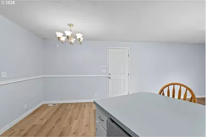 6445 B St, Springfield, OR 97478 - Photo 11